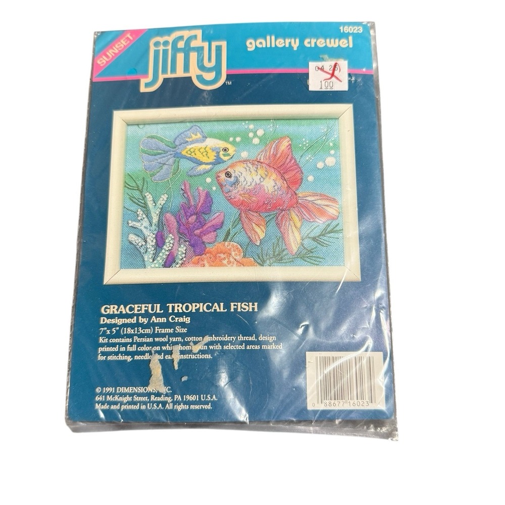 Vintage 1991 Dimensions embroidery Graceful Tropical Fish Designed By Ann Craig